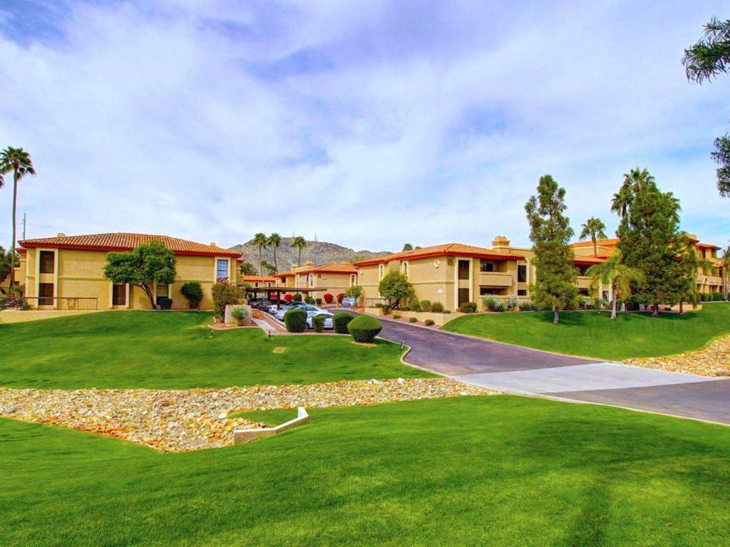 Gated Mountain View Resort Community, Centrally Located, Three Heated Pool-Spa Complexes, Half-Mile To Hiking! Финикс Екстериор снимка